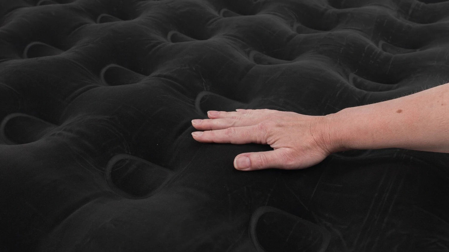 Outwell Flock Classic Single Airbed 5 Outwell Flock Classic Single Airbed - Image 3