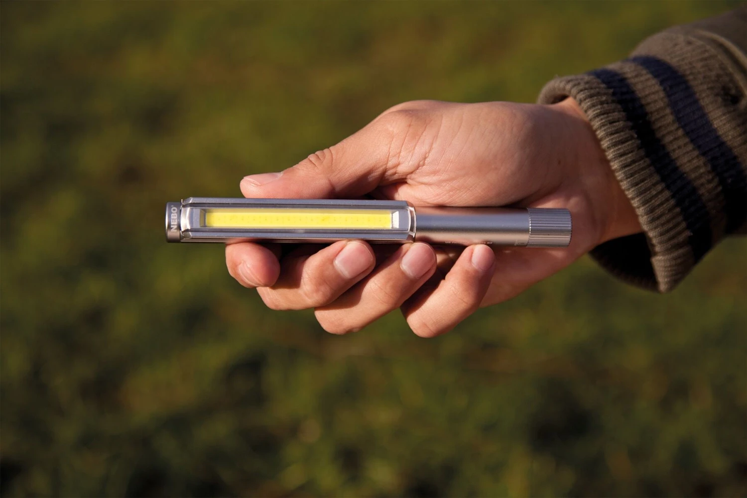 Nebo Big Larry 2 Work Light 4 Nebo Big Larry 2 Work Light - Image 2