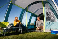 Coleman Castle Pines 4L Blackout Tent (2022) 17 Coleman Castle Pines 4L Blackout Tent (2022) -Camping Sales Store of3a1446