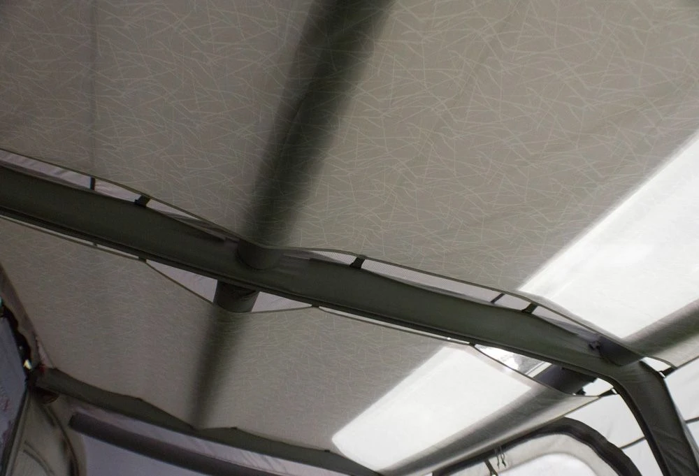 Vango Airbeam Vango Rapide III 250 Skyliner (SY005) 3 Vango Airbeam Vango Rapide III 250 Skyliner (SY005)